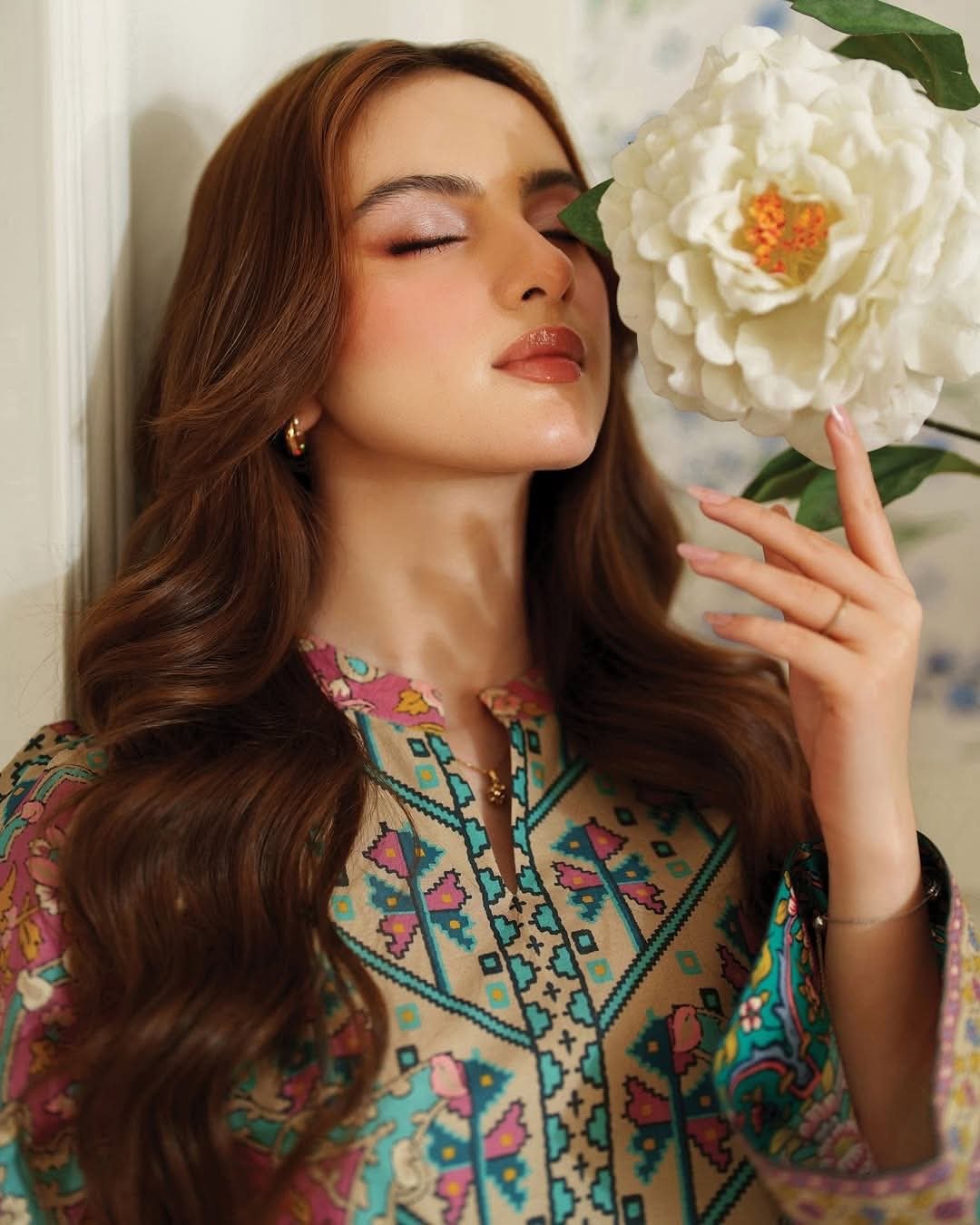 BLOSSOM DRIFT FARSHI OUTFIT